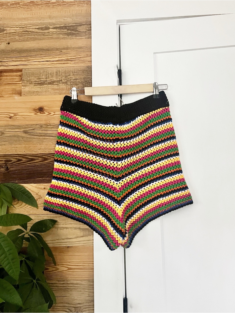 Zara Crochet Stripe Knit Shorts Large - Picture 3 of 4